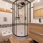 Strumykowy Zakatek - W Centrum Z Prywatnym Parkingiem - Space Apartamento