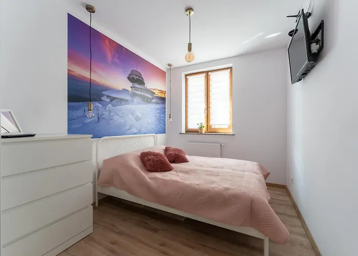 Lejlighed Strumykowy Zakatek - W Centrum Z Prywatnym Parkingiem - Space Karpacz