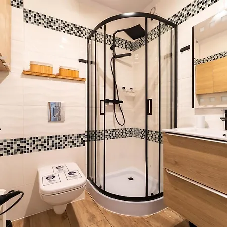 Strumykowy Zakatek - W Centrum Z Prywatnym Parkingiem - Space Apartmán