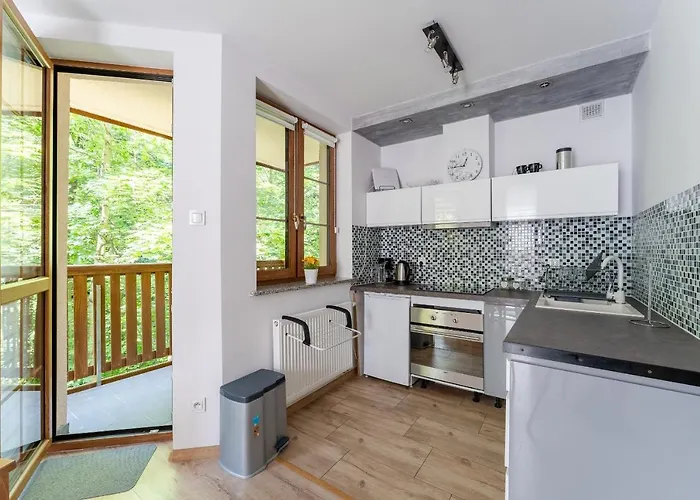 Strumykowy Zakatek - W Centrum Z Prywatnym Parkingiem - Space * كارباش