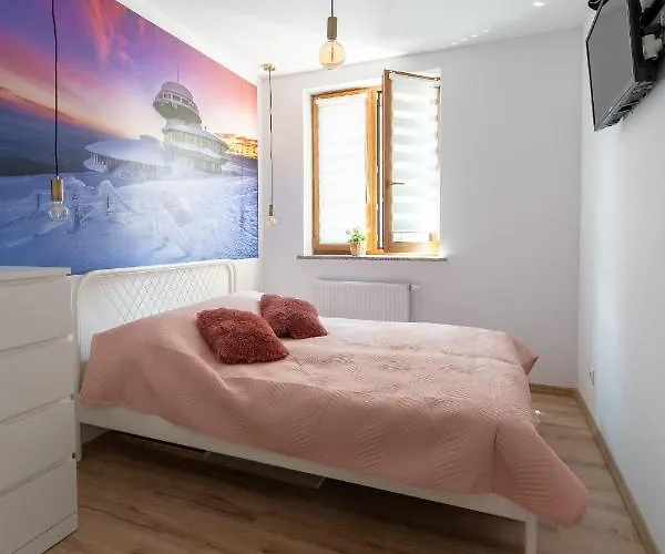 شقة Strumykowy Zakatek - W Centrum Z Prywatnym Parkingiem - Space